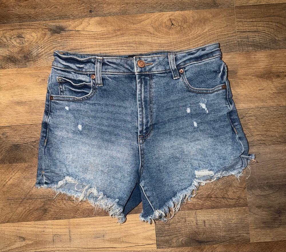 BCBGenration women’s high rise distressed blue jeans shorts